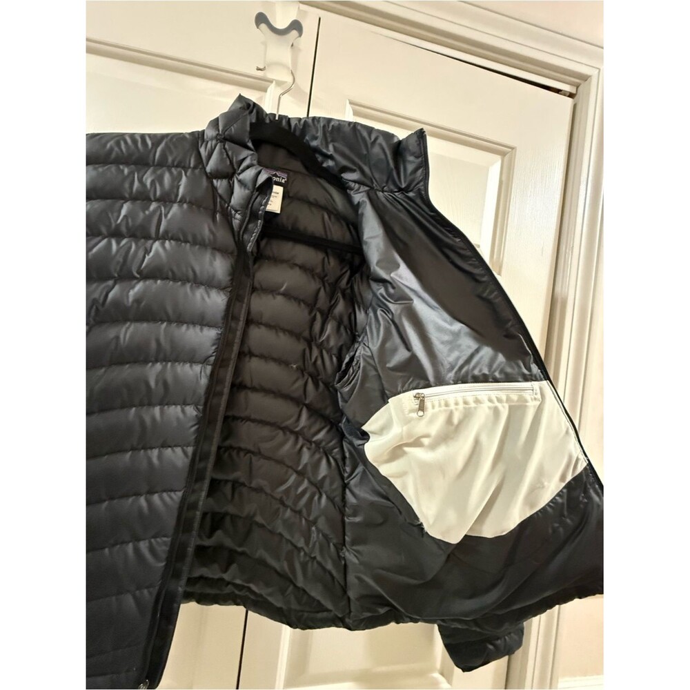 Patagonia Women's Down Sweater Jacket M Black 2008 Full Zip Goose Down Puffer - Picture 11 of 15